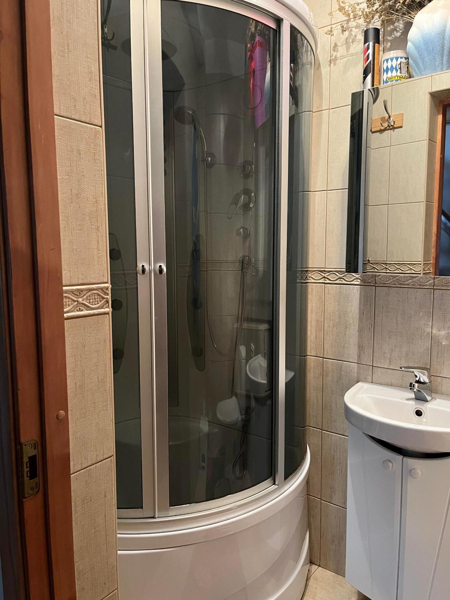 Vabaduse Guesthouse Нарва-Йыэсуу Экстерьер фото