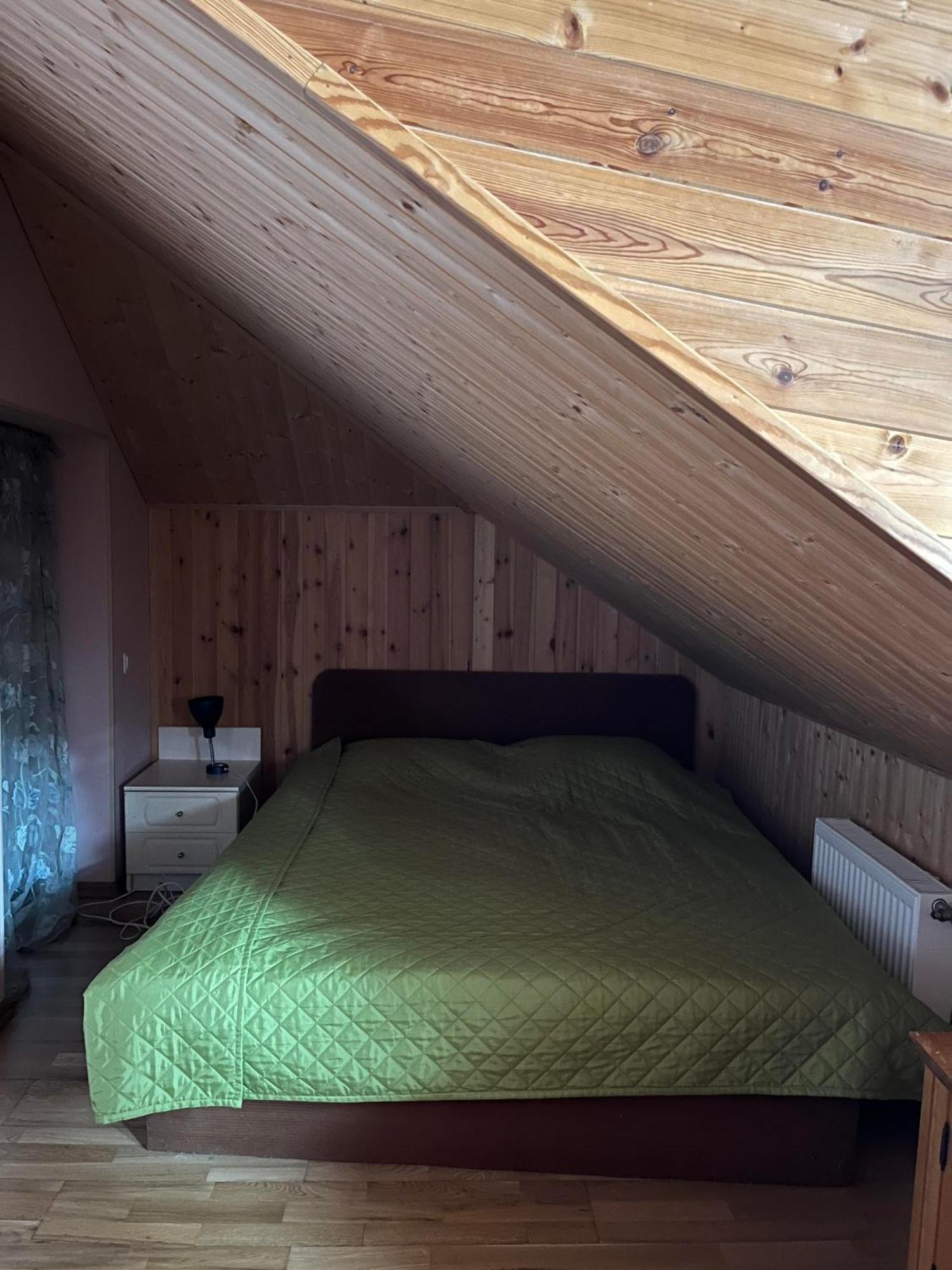 Vabaduse Guesthouse Нарва-Йыэсуу Экстерьер фото